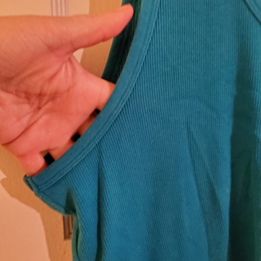 Tank Top - Picture 4 of 6